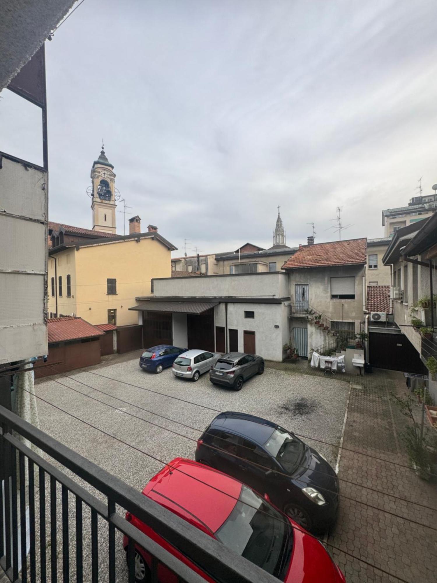Casa Alessio - Elegante Appartamento Nel Cuore Di Cesano Maderno Dış mekan fotoğraf