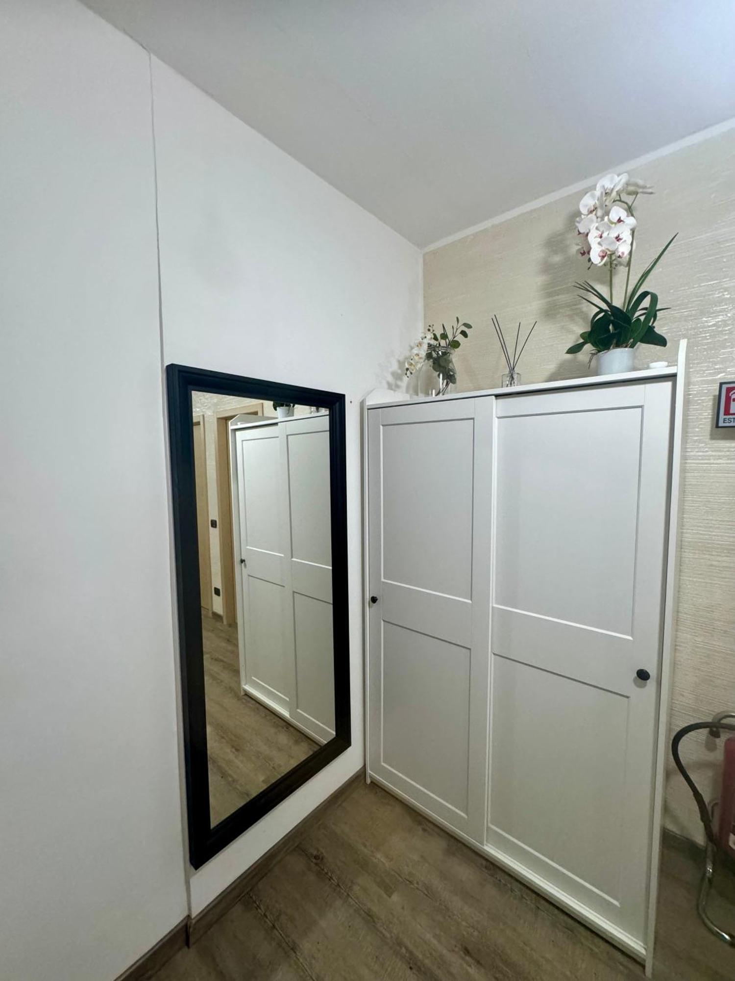 Casa Alessio - Elegante Appartamento Nel Cuore Di Cesano Maderno Dış mekan fotoğraf